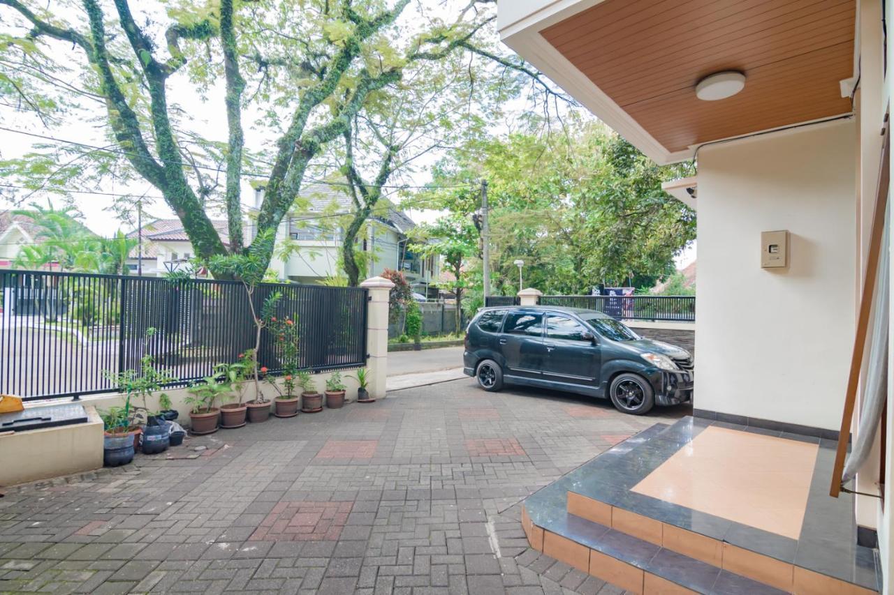 Koolkost Near Riau Junction Mall Bandung Kültér fotó